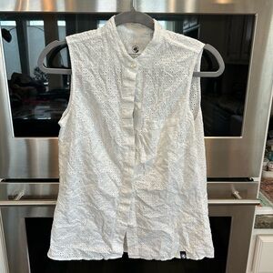 Southern Proper White Sleeveless Blouse, S (has some wear, see photos)